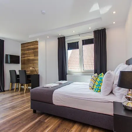 Miramar Pensjonat- Adults Only -Kuchnia, Parking-Grupa Hotelowa Plazowelove Krynica Morska Zewnętrze zdjęcie